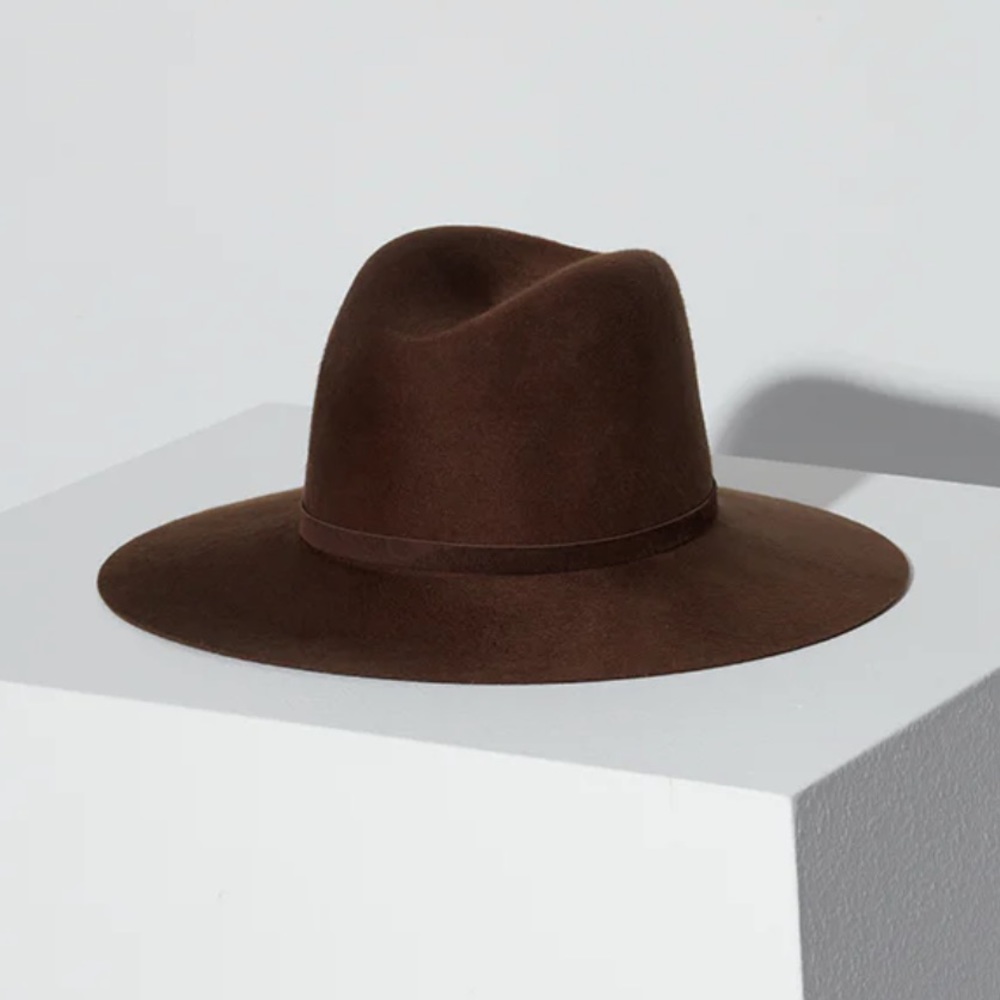 Janessa Leone Drew Hat in Chestnut M - NWT